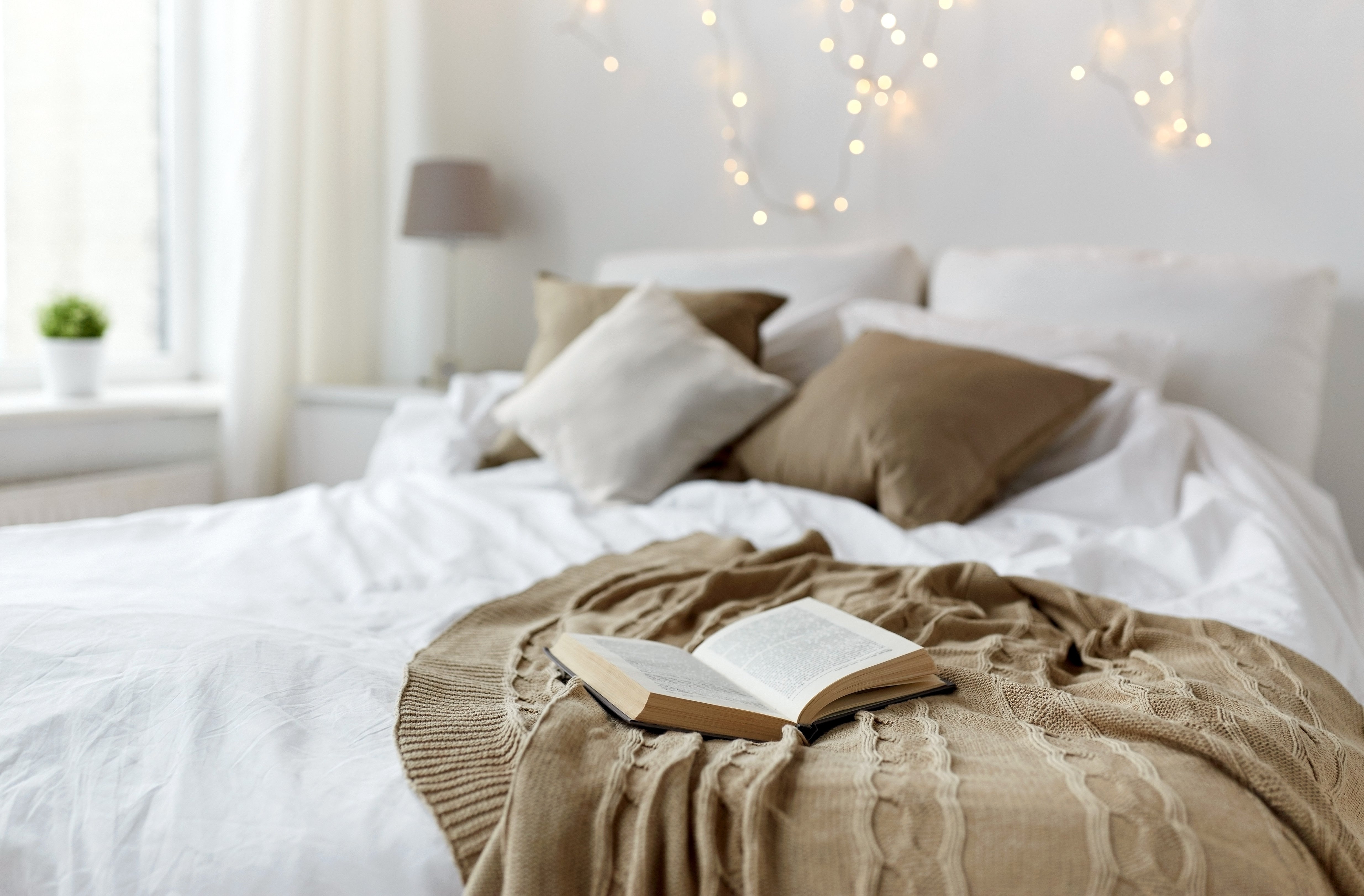 Creating a Relaxing Bedroom Oasis: A Guide to Tranquility and Rejuvenation