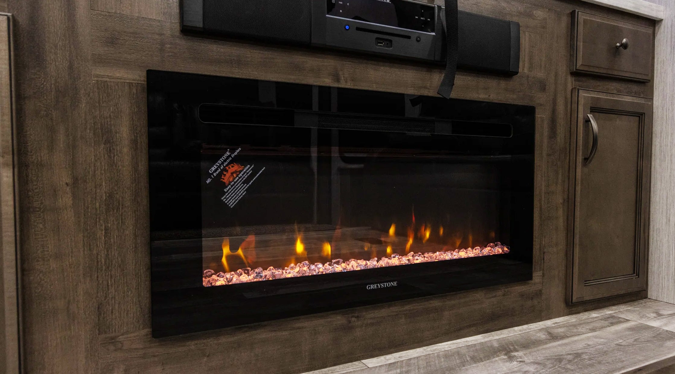 The Best Electric Fireplaces for RVs 2022 – Realcozy